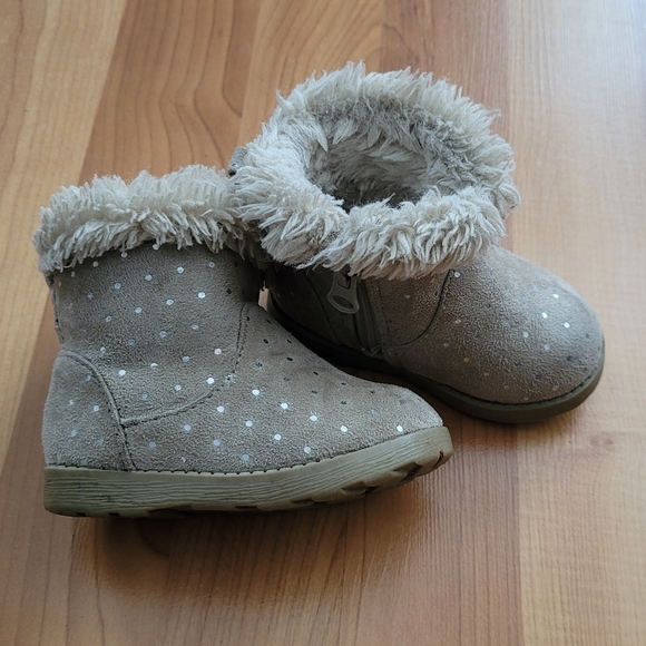 Cat&Jack Toddler Girls Boots Sz 4 Tan Suede like Side Zip Pull on Shoes Faux Fur - Picture 10 of 12